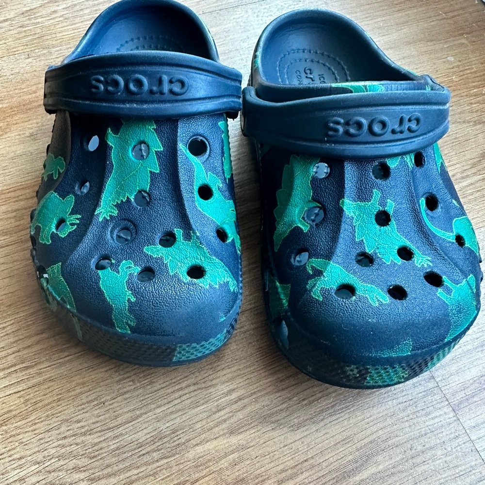 Crocs